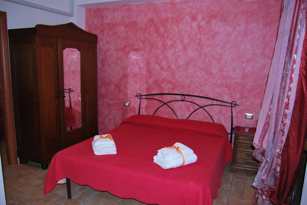 Le Terre Di Bac Bed & Breakfast Borgo Montenero Exterior photo