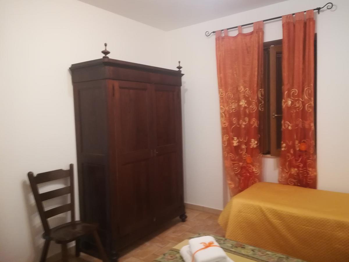 Le Terre Di Bac Bed & Breakfast Borgo Montenero Exterior photo