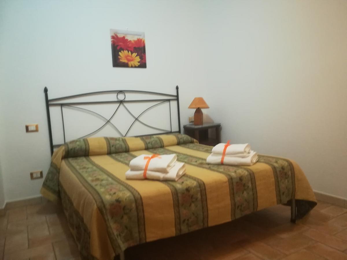 Le Terre Di Bac Bed & Breakfast Borgo Montenero Exterior photo
