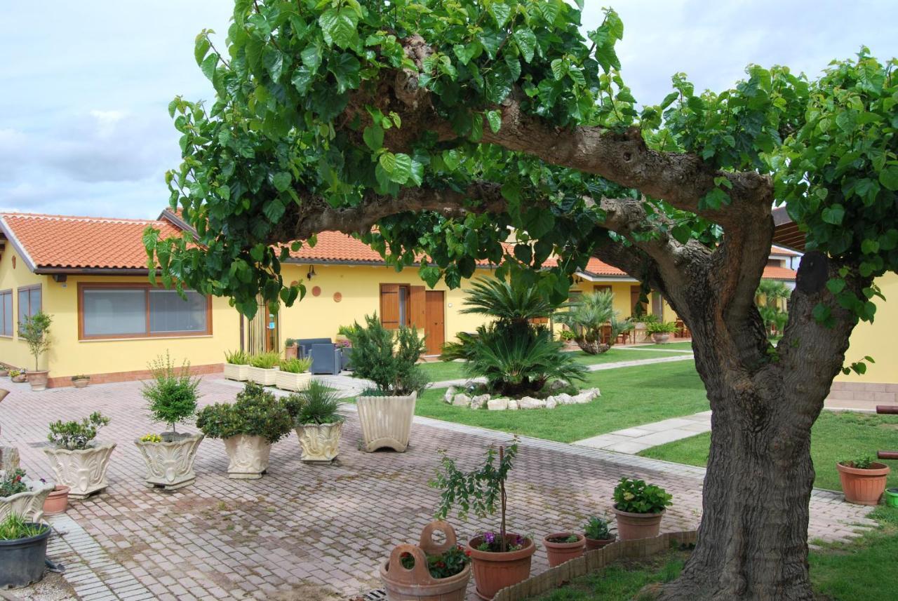 Le Terre Di Bac Bed & Breakfast Borgo Montenero Exterior photo